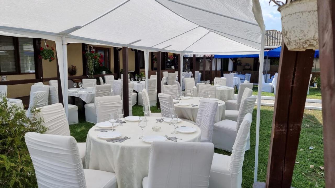 Vila Gigios Sport&Relax Bailesti Exteriér fotografie
